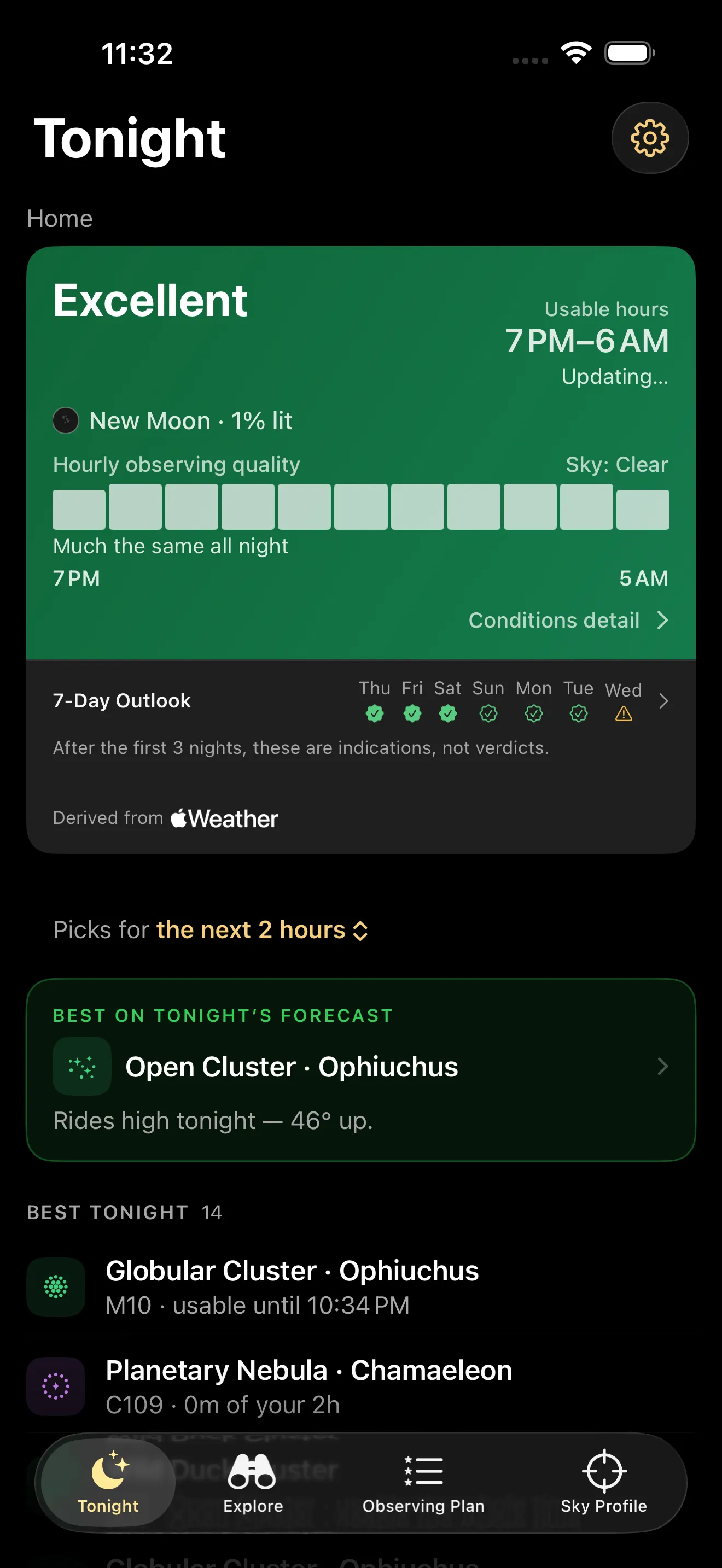 Caelo's Tonight screen on an example night. A green card reads Excellent, usable hours 7 PM to 6 AM, New Moon 1% lit, and Sky: Clear, above a flat row of hourly quality bars and a 7-Day Outlook. Below it, Best on tonight's forecast names an open cluster in Ophiuchus.